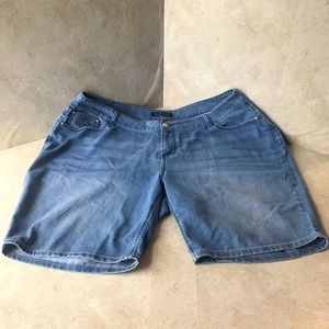 Baccini Jean shorts